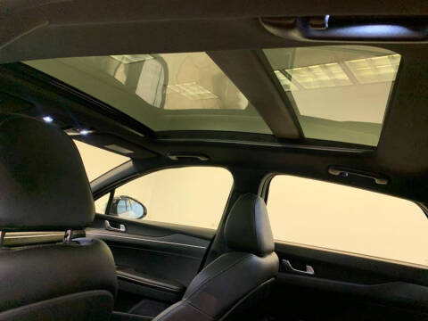 2022 Kia K5