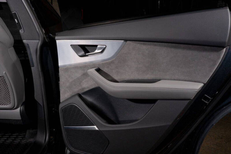 2021 Audi SQ8 4.0T quattro Prestige