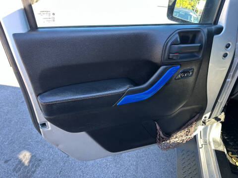 2012 Jeep Wrangler Unlimited Arctic