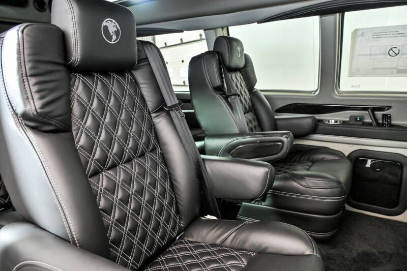 2026 GMC Savana 2500