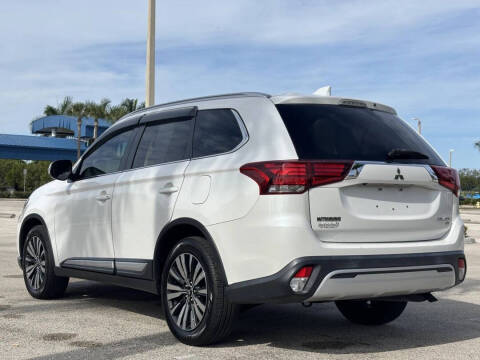 2019 Mitsubishi Outlander