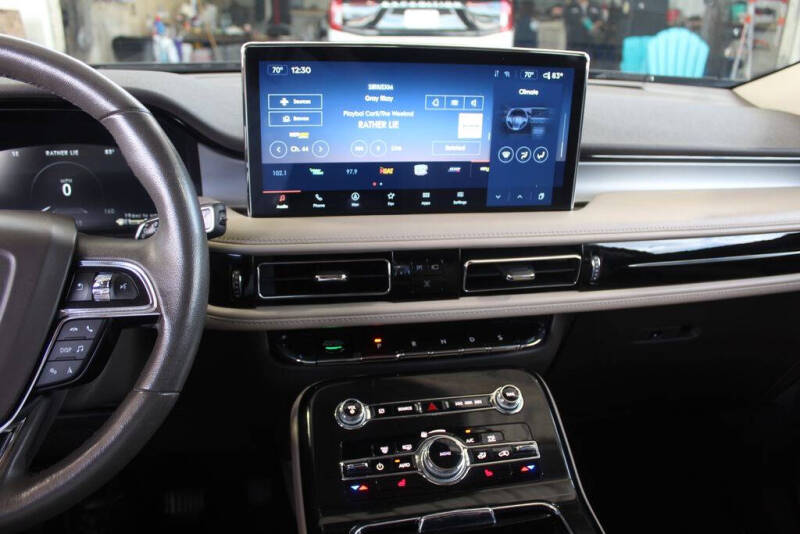 2022 Lincoln Nautilus Standard