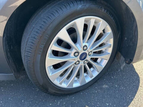 2017 Ford C-MAX Hybrid SE