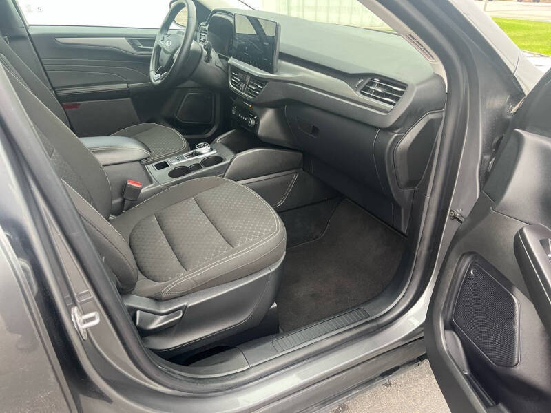 2024 Ford Escape Active