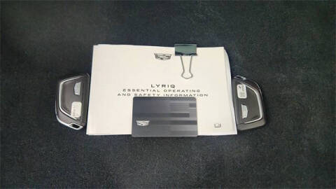 2025 Cadillac LYRIQ Luxury 3