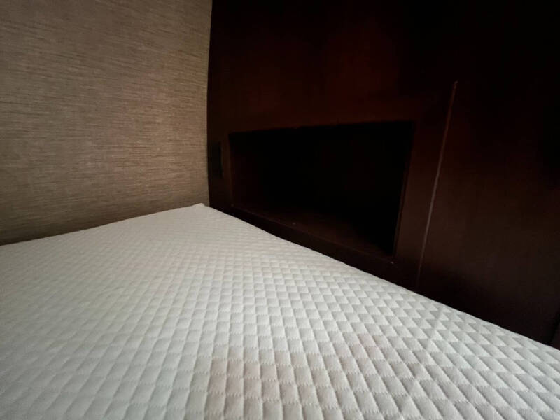 2016 Keystone Outback Superlite Retreat