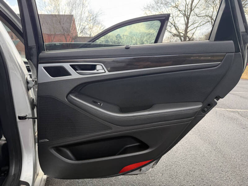 2015 Hyundai Genesis 3.8L