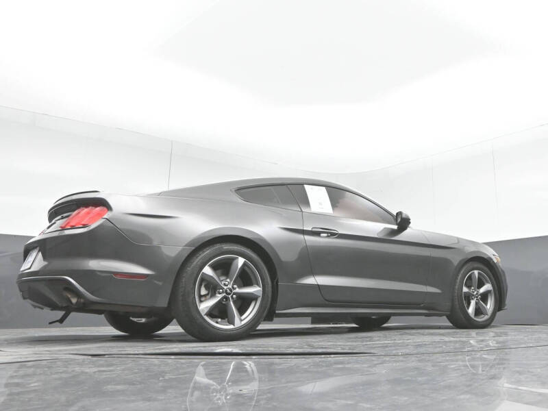 2016 Ford Mustang V6