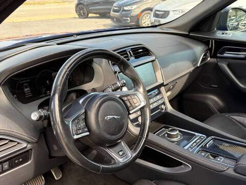 2018 Jaguar F-PACE S