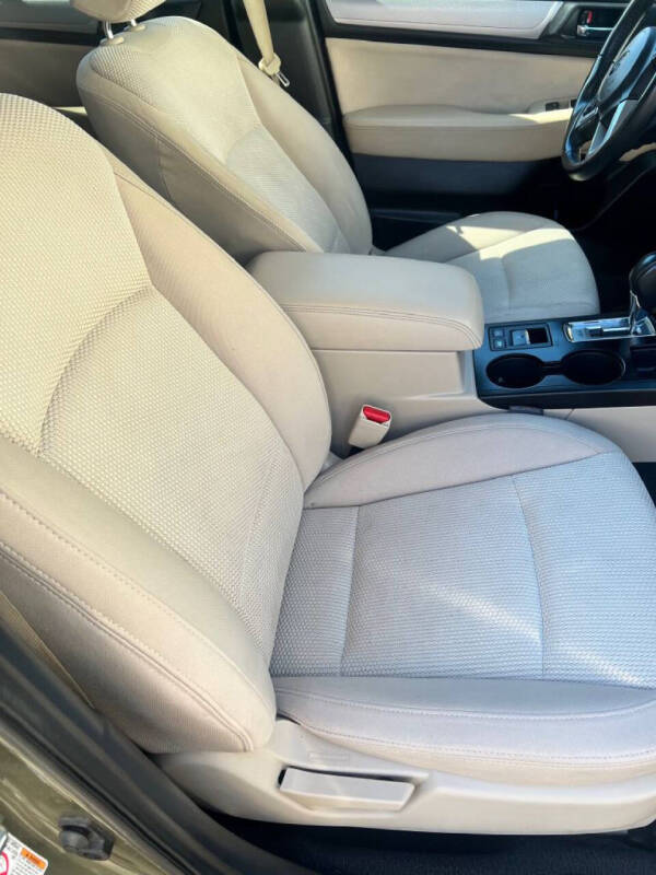 2017 Subaru Outback 2.5i Premium