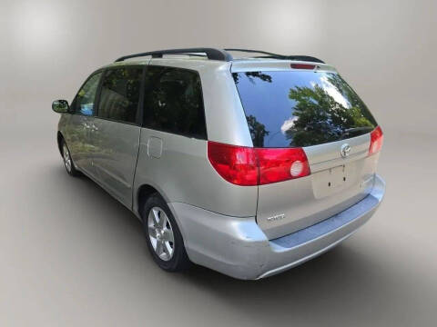 2010 Toyota Sienna