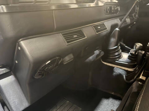 1990 Land Rover Defender