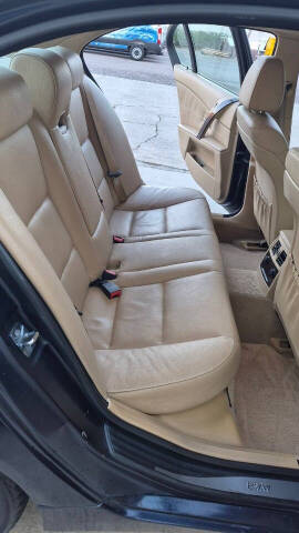 2005 BMW 5 Series 530i