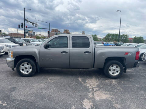 2012 Chevrolet Silverado 1500 for sale at RIVERSIDE AUTO SALES in Sioux City IA