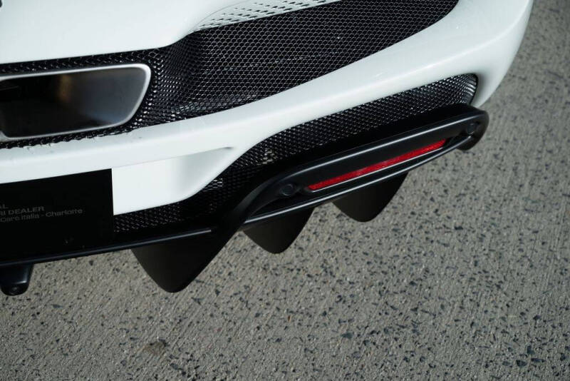 2024 Ferrari 296 GTS