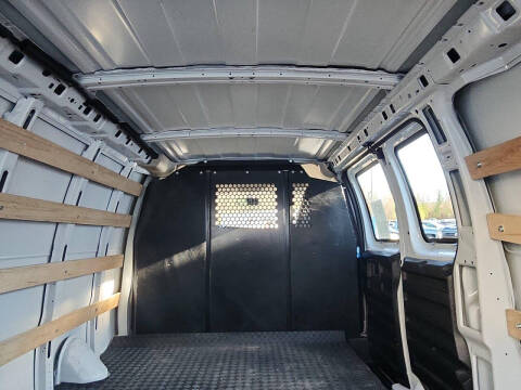 2024 Chevrolet Express 2500