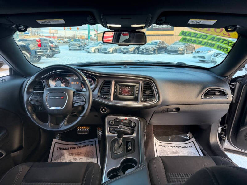 2016 Dodge Challenger SXT