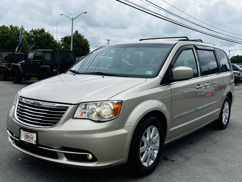 Used 2013 Chrysler Town & Country Touring with VIN 2C4RC1BG9DR691054 for sale in Chesapeake, VA