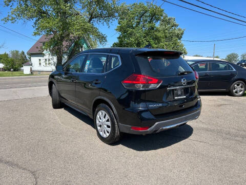 2017 Nissan Rogue S
