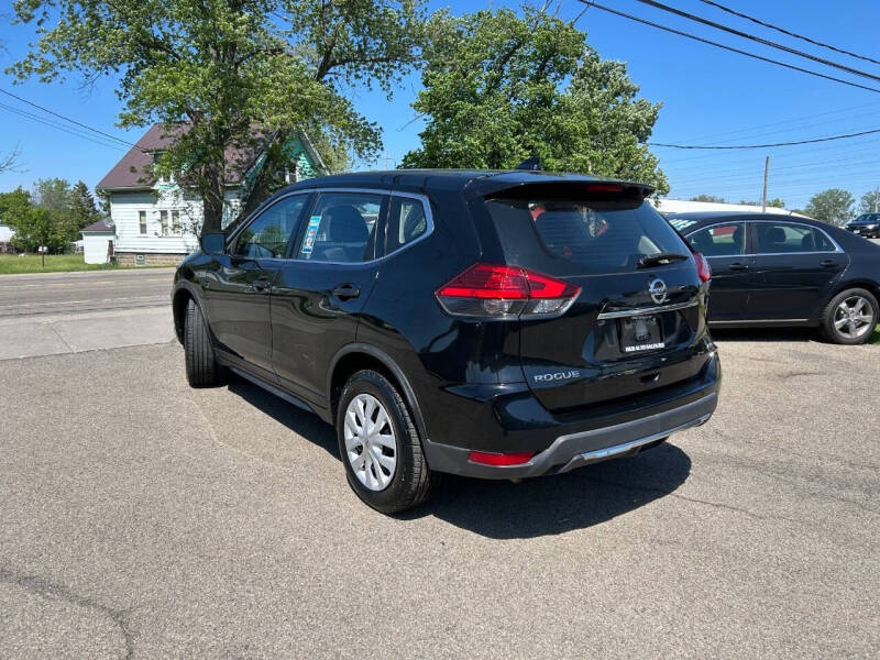 2017 Nissan Rogue S