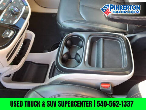 2020 Chrysler Pacifica Touring L