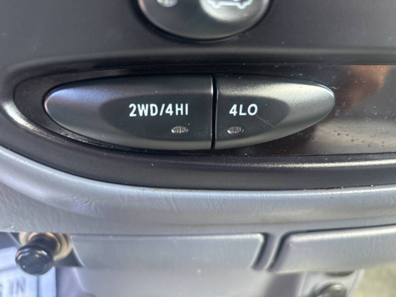 2000 Toyota Tundra SR5