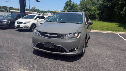 2020 Chrysler Pacifica Touring L