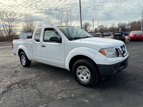 2015 Nissan Frontier for sale at VILLAGE AUTO MART LLC in Portage IN