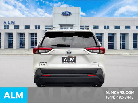 2021 Toyota RAV4 Hybrid XLE Premium