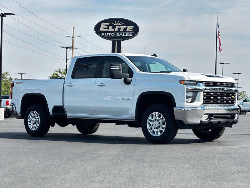 2022 Chevrolet Silverado 3500HD LT's photo