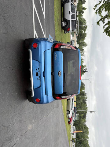 2017 Kia Soul +