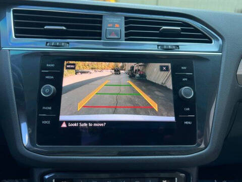 2018 Volkswagen Tiguan 2.0T SEL 4Motion