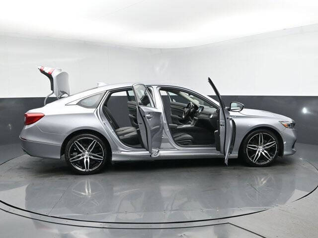 2022 Honda Accord Hybrid Touring