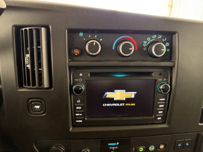 2020 Chevrolet Express 3500