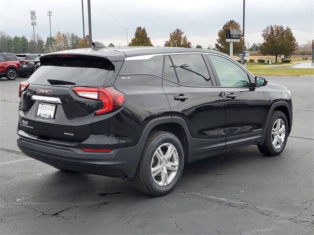 2024 GMC Terrain SLE