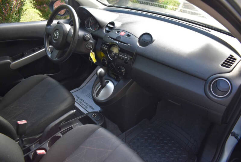 2013 Mazda MAZDA2 Sport