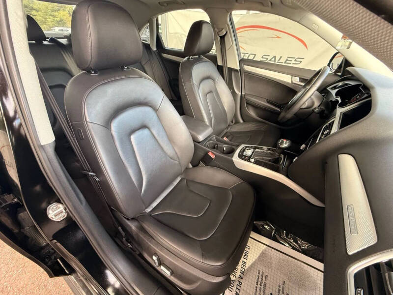 2016 Audi A4 2.0T quattro Premium