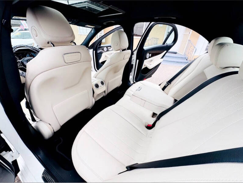 2019 Mercedes-Benz E-Class E 300