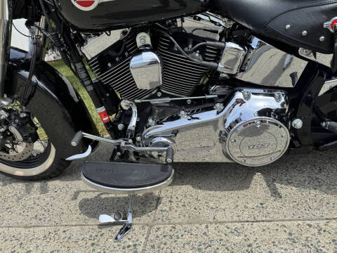 2017 Harley-Davidson Heritage Softail Classic