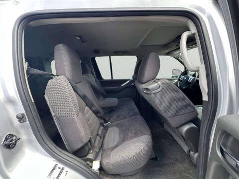 2012 Nissan Pathfinder Silver Edition