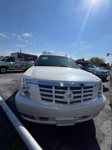 2012 Cadillac Escalade ESV for sale at Gator's Auto Sales in Garland TX