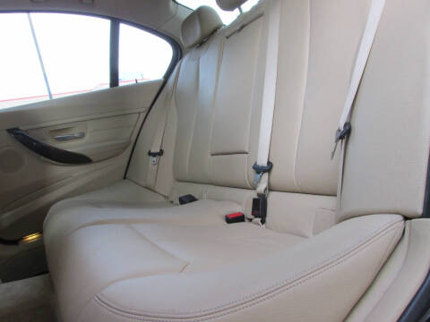 2013 BMW 3 Series 328i