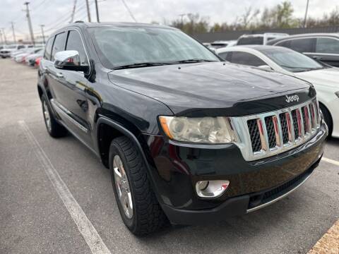 2013 Jeep Grand Cherokee for sale at Auto Solutions in Warr Acres OK
