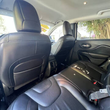 2019 Jeep Cherokee Trailhawk Elite