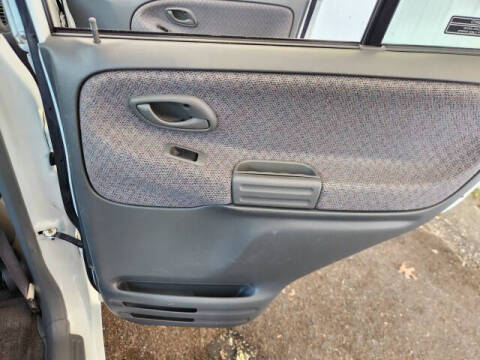2002 Chevrolet Tracker