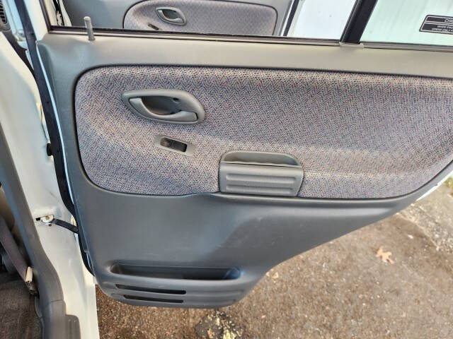 2002 Chevrolet Tracker
