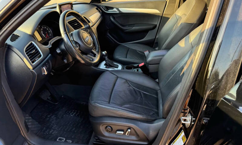 2017 Audi Q3 2.0T Premium