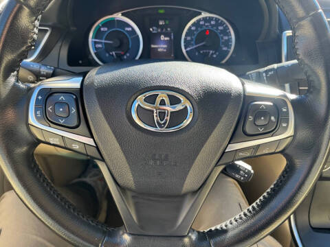 2015 Toyota Camry Hybrid