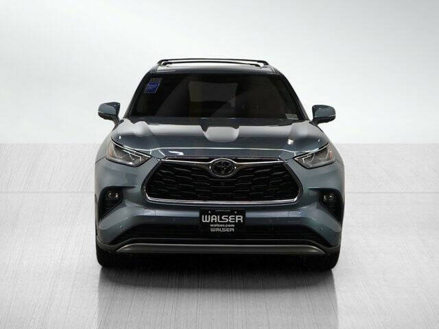 2024 Toyota Highlander Platinum