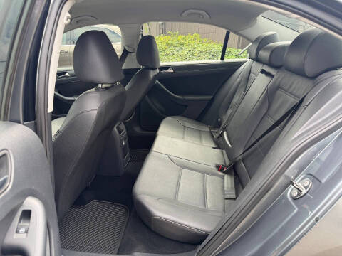 2012 Volkswagen Jetta SE